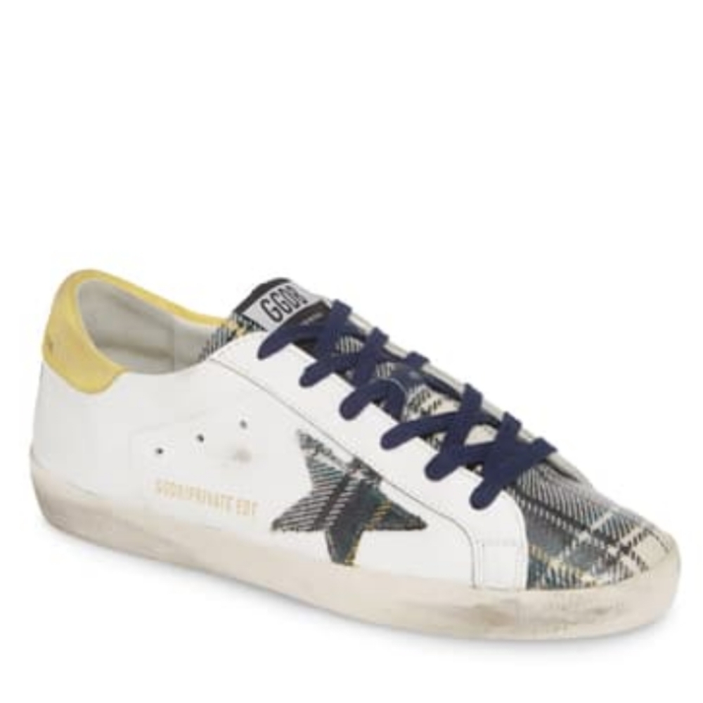 New GOLDEN GOOSE

Superstar Sneaker size 36